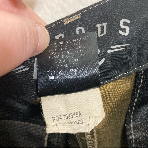 Nitrous Black Shorts - Khaki - Size 32 - Picture 10 of 10